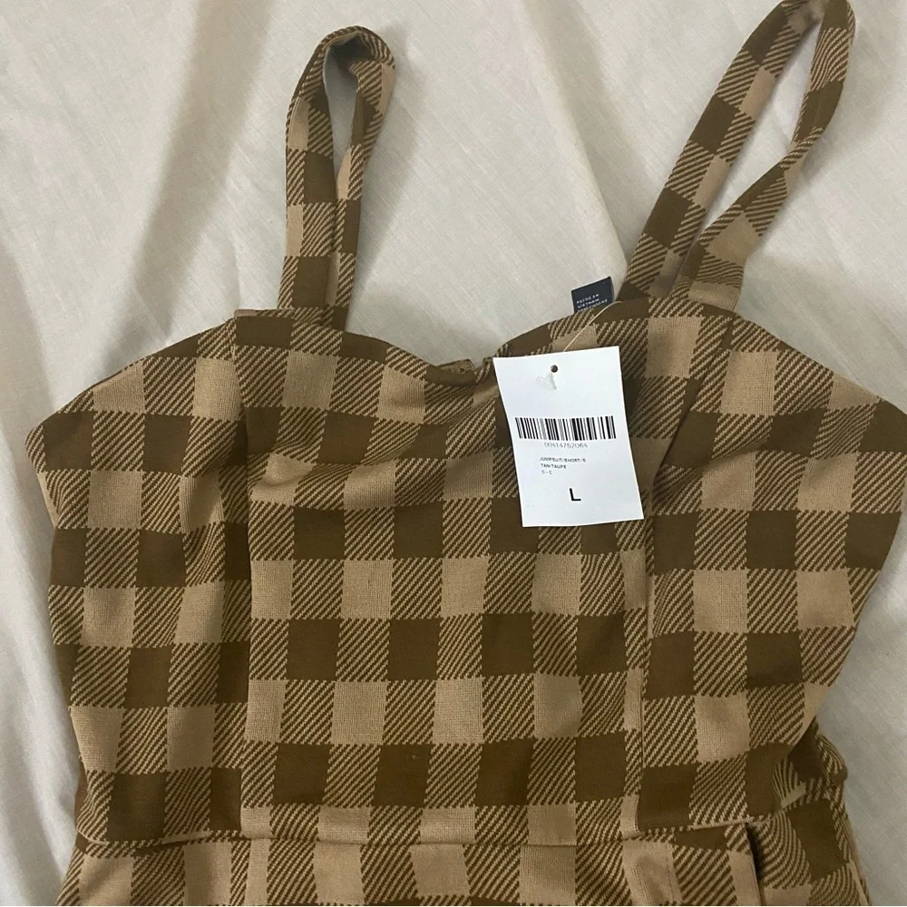Romper - Picture 3 of 3